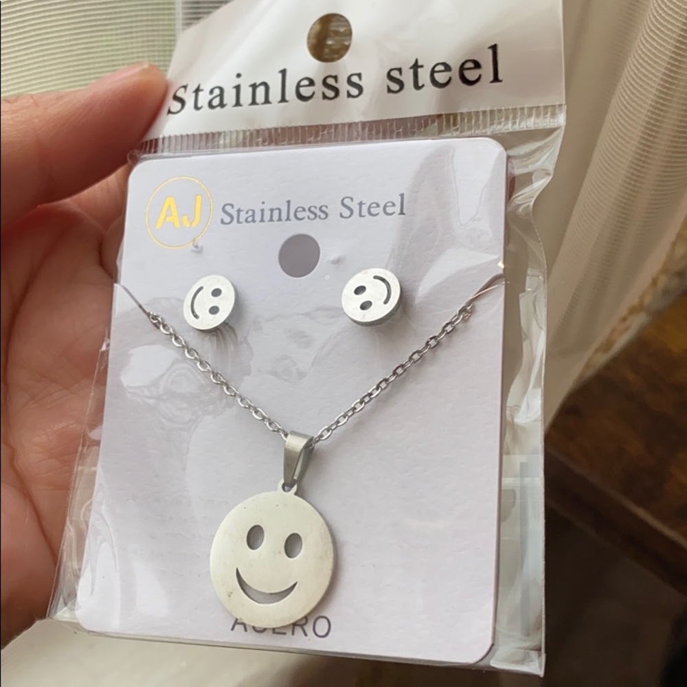 Stainless Steel Smiley happy Face Necklace And Earrings set